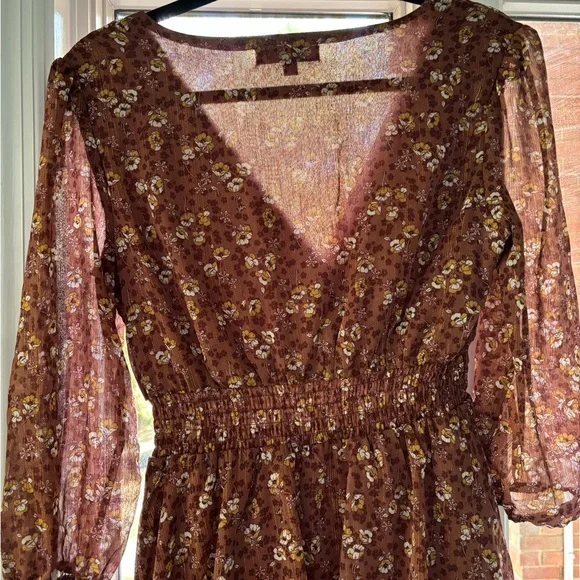 Mimi Chica Brown Floral V-Neck Dress - Picture 6 of 7